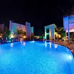 호텔 Derin Bodrum