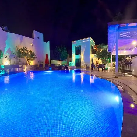 Derin فندق