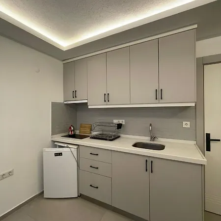 Derin Hotel